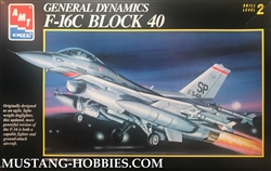 AMT/ERTL 1/72 General Dynamics F-16C Block 40