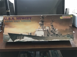 DRAGON 1/350 U.S.S. Hewitt
