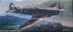 FUJIMI 1/72 Spitfire FRMK.14E Fighter Recon