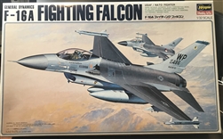 HASEGAWA 1/32 General Dynamics F-16A Fighting Falcon