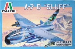 ITALERI 1/72 Vought A-7D "SLUFF"