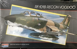 MONOGRAM 1/48 RF-101B RECON VOODOO