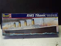 Revell 1/570 R.M.S. TITANIC Famous Ocean Liner of the Epic Disaster