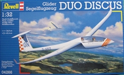 REVELL GERMANY 1/32 Glider Duo Discus