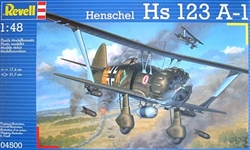 REVELL GERMANY 1/48 Henschel Hs 123 A-1
