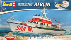 REVELL GERMANY 1/72 Seenotkreuzer/Search and Rescue Vessel Berlin