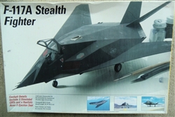 TESTORS 1/48 F-117A Stealth Fighter