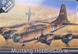 ACADEMY 1/72 B-17F Flying Fortress "Memphis Belle"