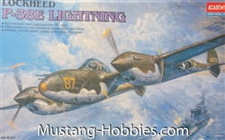 ACADEMY 1/48 Lockheed P-38E Lightning