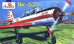 AMODEL 1/72 Yak-52