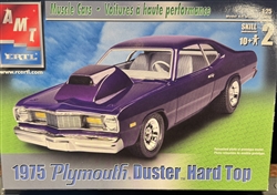 AMT 1/25 1975 Plymouth Duster Hardtop