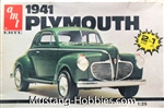 AMT/ERTL 1/25 1941 Plymouth