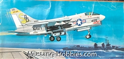 AMT/HASEGAWA 1/72 LTV A-7A Corsair ll