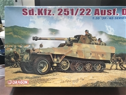DRAGON 1/35 Sd.Kfz. 251/22 Ausf. D w/7.5cm PaK 40