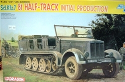 DRAGON 1/35 Sd.Kfz. 7 8t Half-Track Initial Production