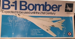 ENTEX 1/144 B-1 Bomber