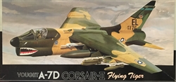 FUJIMI 1/72 Vought A-7D FLYING TIGER