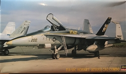 HASEGAWA 1/72 F/A-18C Hornet 'Atsugi CAG Combo' (2 kits)