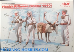 ICM 1/35 WWII  Finnish Riflemen Winter 1940 (3 w/reindeer)