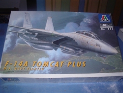 ITALERI 1/48 US Navy F-14A Tomcat Plus Fighter