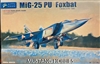 KITTY HAWK 1/48 MiG-25 PU Foxbat