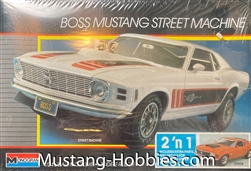 MOMOGRAM 1/24 Boss Mustang Street Machine 2Â´n1