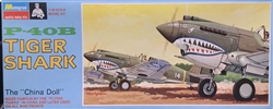 MONOGRAM 1/48 P-40B Tiger Shark The "China Doll"