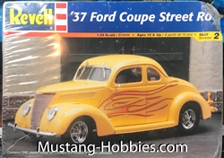 REVELL 1/25 37 Ford Coupe Street Rod