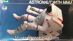 Revell 1/8 Astronaut with MMU