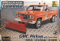 REVELL 1/25 GMC Pickup with Snow Plow