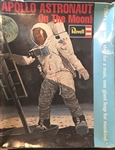 Revell 1/10 Apollo Astronaut On The Moon