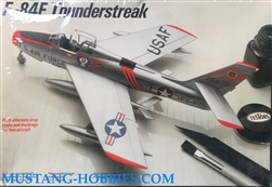 TESTORS/ITALERI 1/72 F-84F Thunderstreak