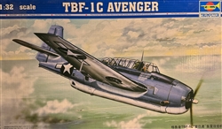 Trumpeter 1/32  1/32 TBF1C Avenger Aircraft